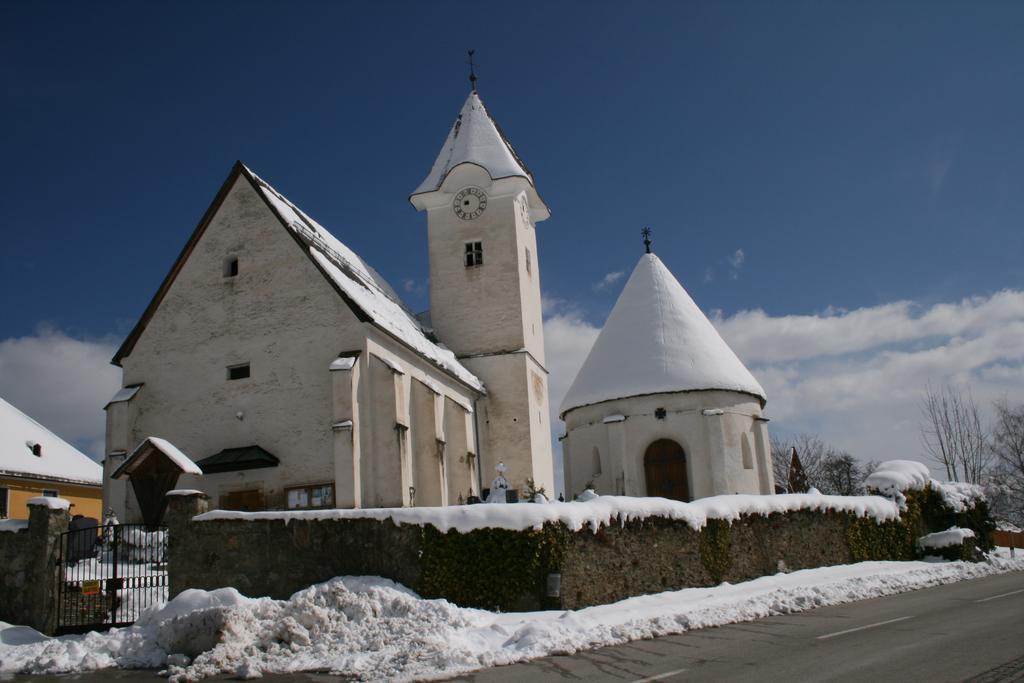 Gasthof Zum Kramer Gurk Exteriör bild